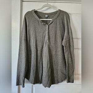 Old Navy Green Long Sleeve Tee Relaxed Fit